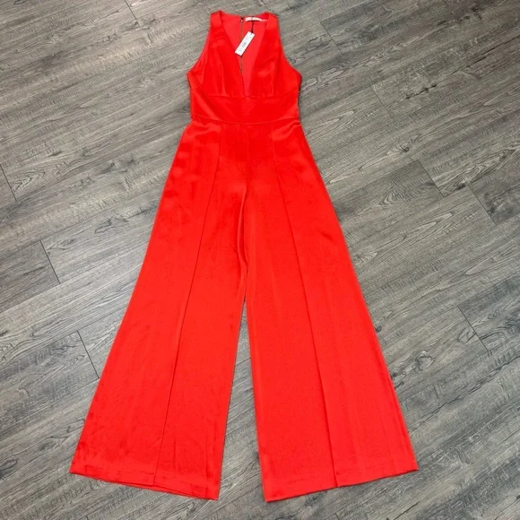NWT!! Alice + Olivia Myrtle Deep V-Neck Wide Leg Jumpsuit  Chili Pepper Red - 8 - Picture 6 of 15